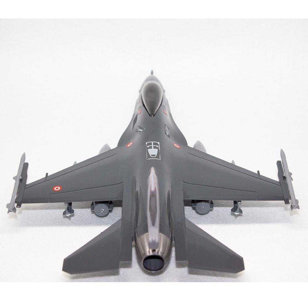 F-16C MAKET MONTAJLI 151 FILO ( TUNC 2 ) F-16C MAKET MONTAJLI 151 FILO ( TUNC 2 )