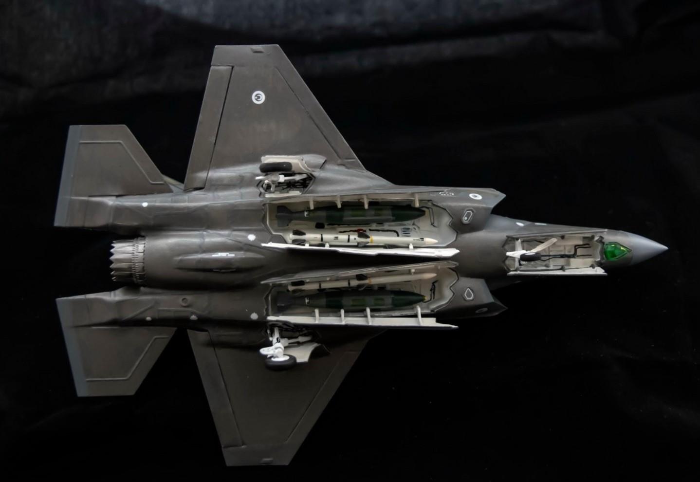 PM Model F-35A Lightning 2 Plastik Uçak Maket Kiti PM Model F-35A Lightning 2 Plastik Uçak Maket Kiti