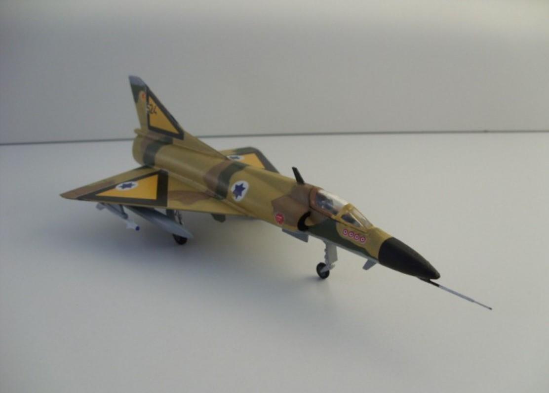 IAI Dagger PM Model Demonte Plastik Uçak Maket Kiti IAI Dagger PM Model Demonte Plastik Uçak Maket Kiti