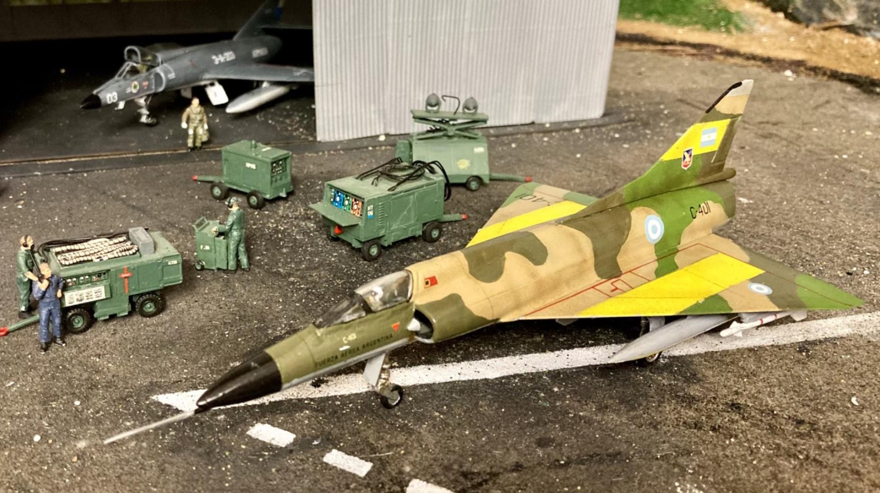IAI Dagger PM Model Demonte Plastik Uçak Maket Kiti IAI Dagger PM Model Demonte Plastik Uçak Maket Kiti